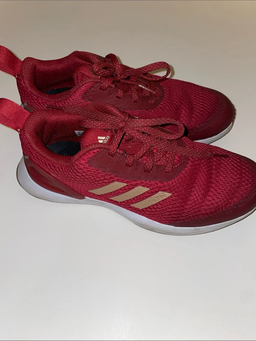 adidas Dark red with gold kids size 4 very good condition 🤩🤪15% off bundles - Picture 2 of 5